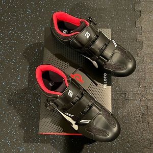 Peleton cycling shoes